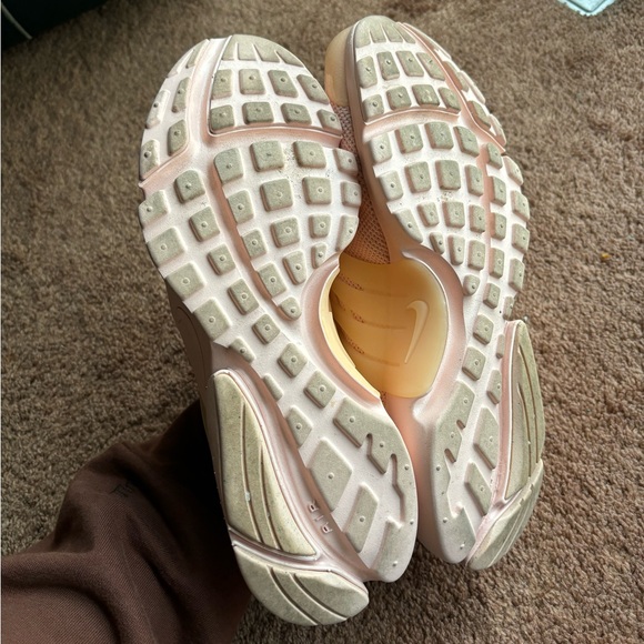 NIKE AIR PRESTOS running casual athletic runner sport pink shoe sneaker salmon - Picture 8 of 9